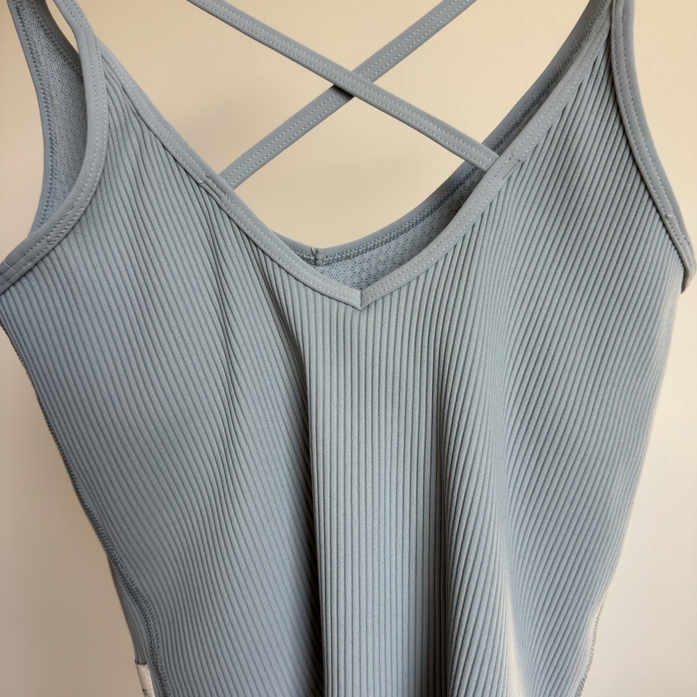 Vuori Light Blue Ribbed Women's Top